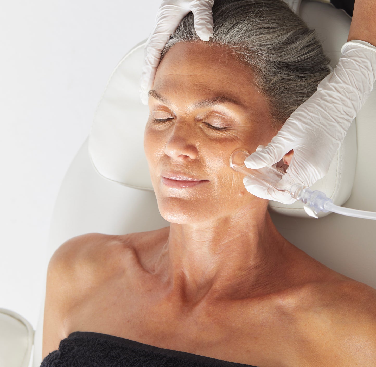 Lymphatic Drainage by HydraFacial MD®️